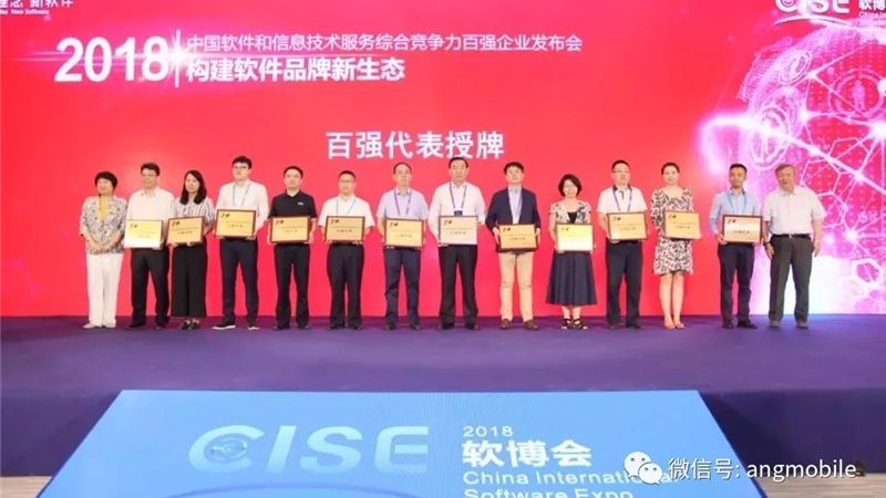 机柜深度如何影响布线效率与稳定性？**